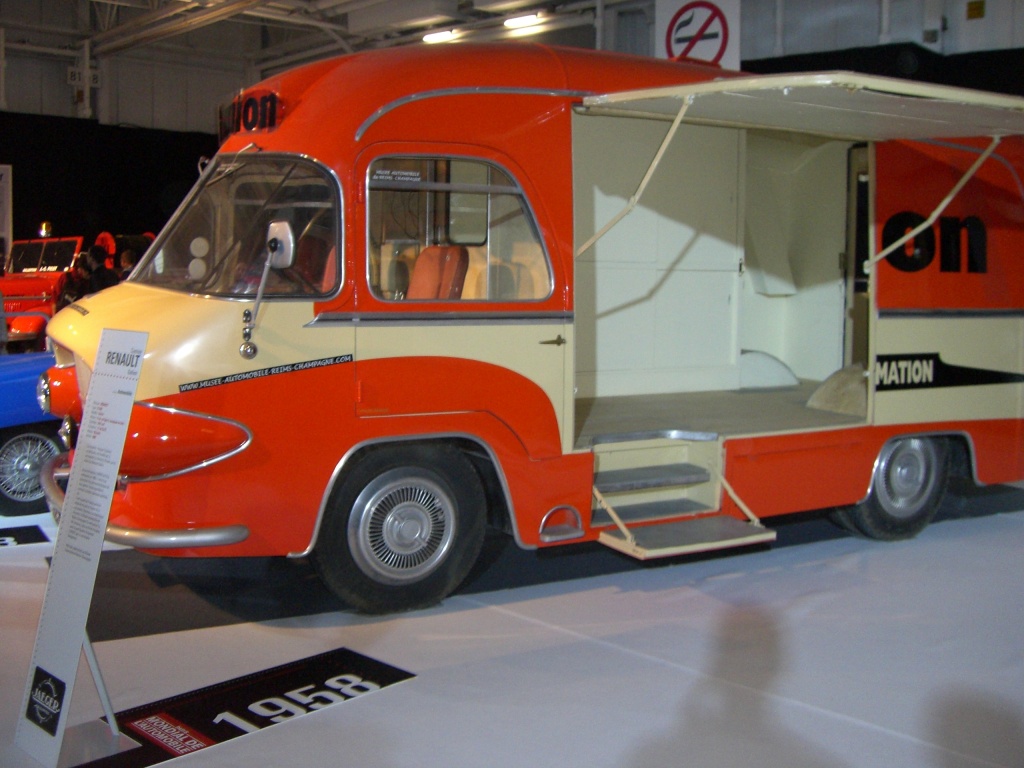 Renault - camion de presse l Union