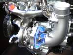 Coupe transversale moteur collecteur d echappements
